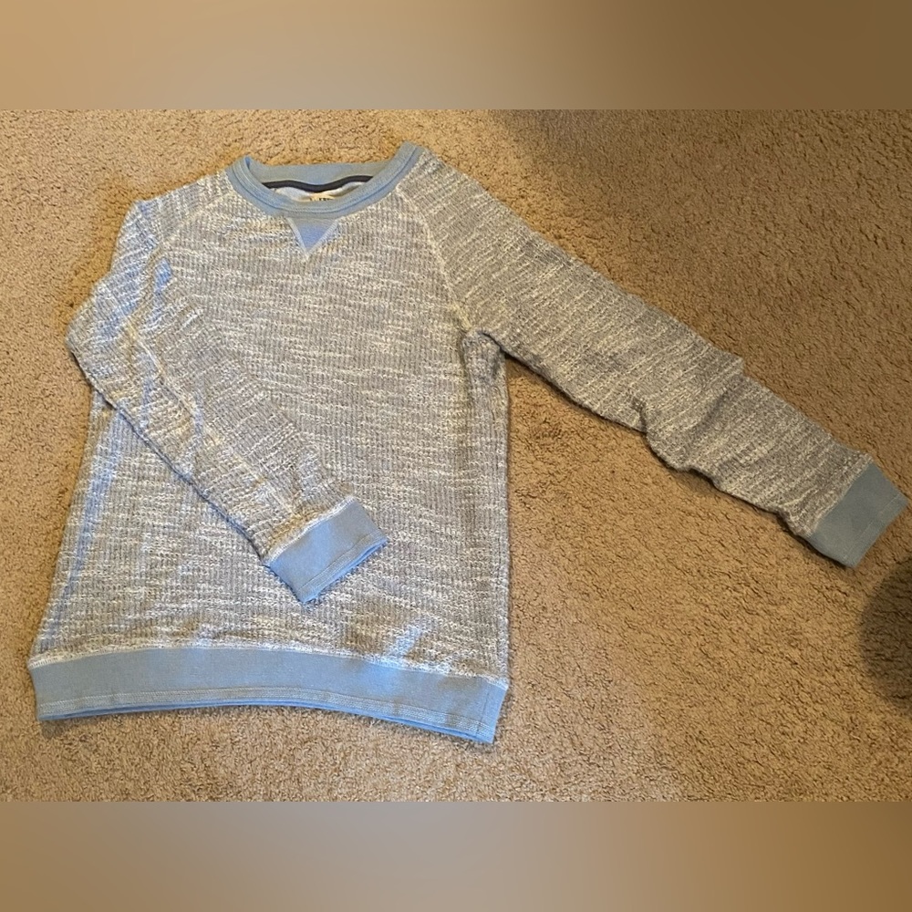 Free Planet  100% cotton long sleeve sweater
